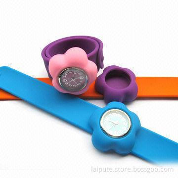 Silicone Watches with Alloy Case and Changeable Band, Customized Logos are Welcome